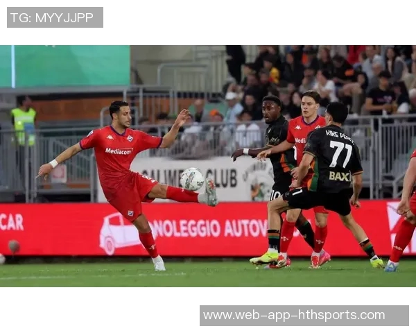 那不勒斯凭霍伊伦制胜球登顶意甲米兰平尤文跌至第三位 那不勒斯凭霍伊伦制胜球登顶意甲米兰平尤文跌至第三位