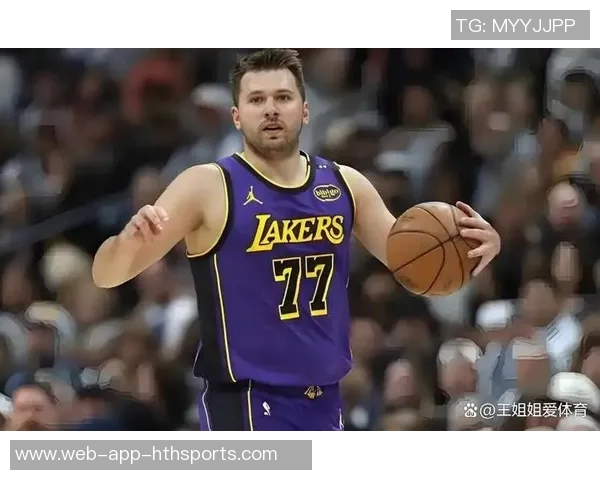 东契奇训练后带队友团建体验保时捷专业赛道试驾乐趣 东契奇训练后带队友团建体验保时捷专业赛道试驾乐趣