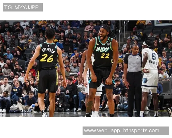 黄蜂队全场狂轰136分10人出战9人得分上双展现强大火力