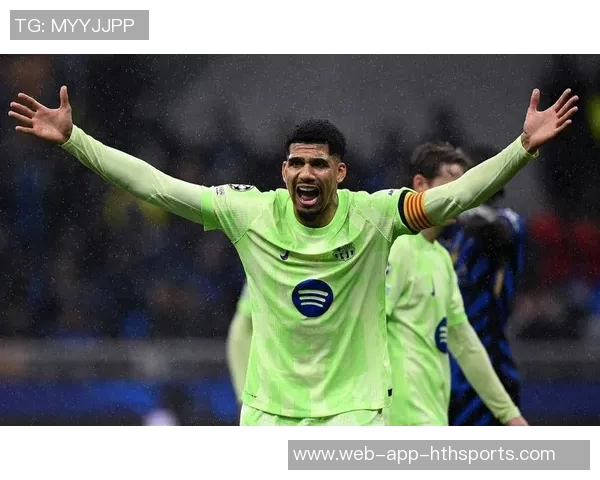 卡拉格直言阿劳霍表现不佳巴萨若想进步需考虑出售他 卡拉格直言阿劳霍表现不佳巴萨若想进步需考虑出售他