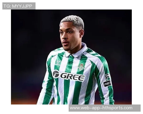 罗克重返巴甲状态火热20岁小将8场打入8球引发转会热潮 罗克重返巴甲状态火热20岁小将8场打入8球引发转会热潮