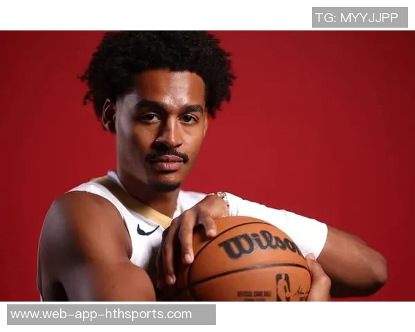 奎因昨日表现抢眼贡献12分8板7助4断小乔丹鼓励他勇敢接受采访表扬