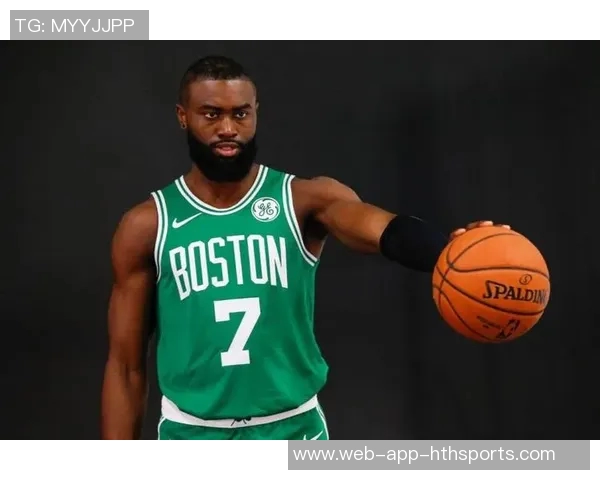 杰伦布朗强调季前赛首战防守重要性全力提升比赛节奏